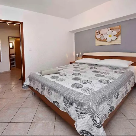 In - Istrien 12224 Apartment